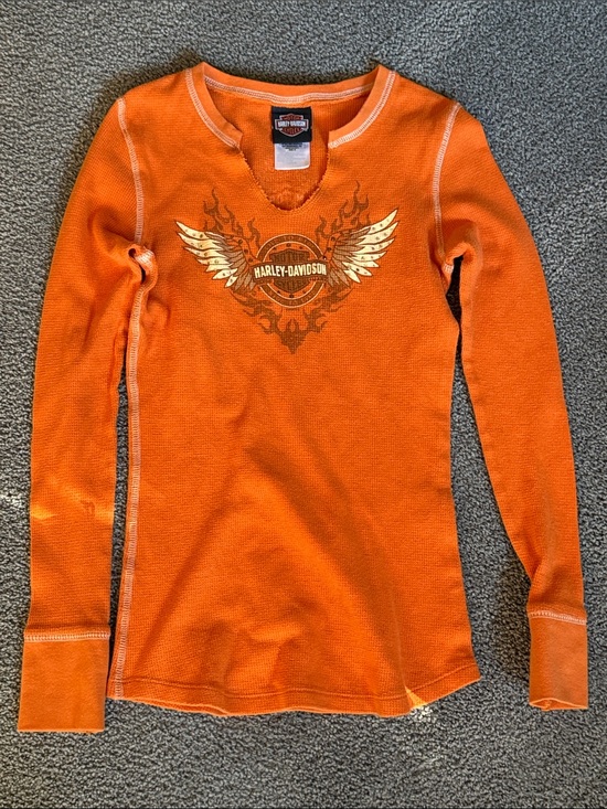Harley-Davidson Tops - Harley-Davidson Fire & Wing Logo Top. Blingy Rhinestones Front & Back! Size M